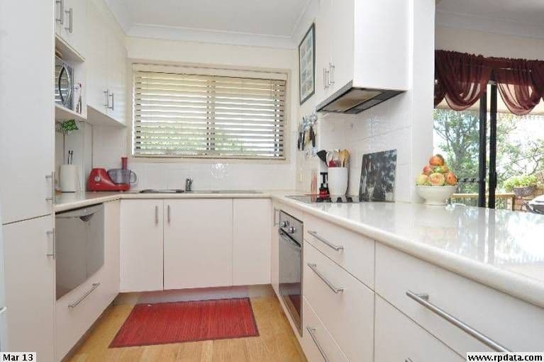 6 Broad Street, Labrador QLD 4215, Labrador - Thumbnail 2