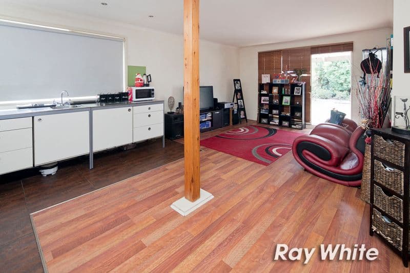 74 Raphael Crescent, Frankston VIC 3199, Frankston - Thumbnail 7