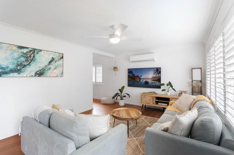71 Albatross Road, Berkeley Vale NSW 2261, Berkeley Vale - Thumbnail 2