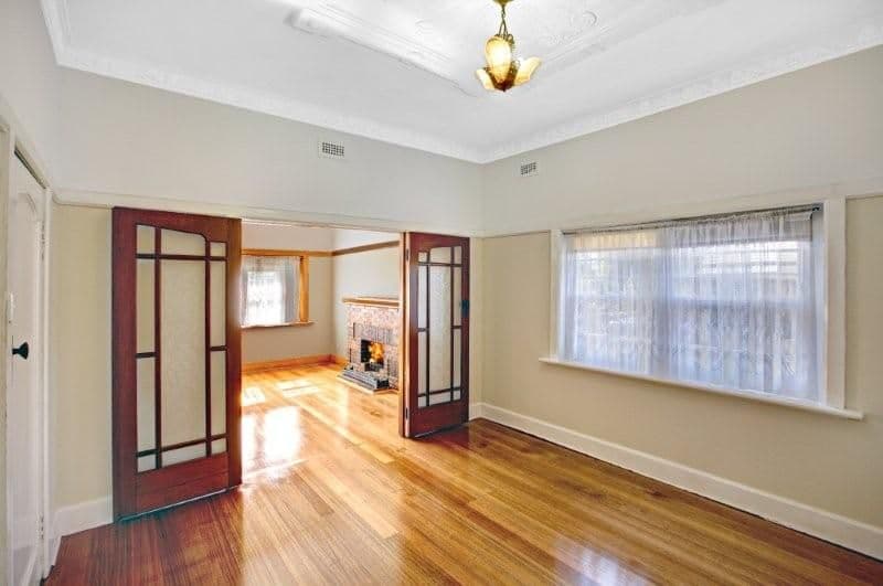 15 Woodlands Avenue, PASCOE VALE SOUTH VIC 3044, Pascoe Vale South - Thumbnail 3