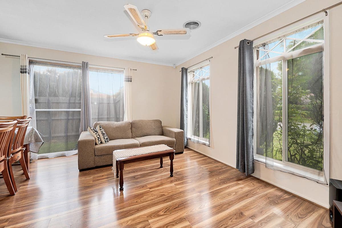 34 Bellbrae Crescent, Cranbourne West VIC 3977, Cranbourne West - Thumbnail 2