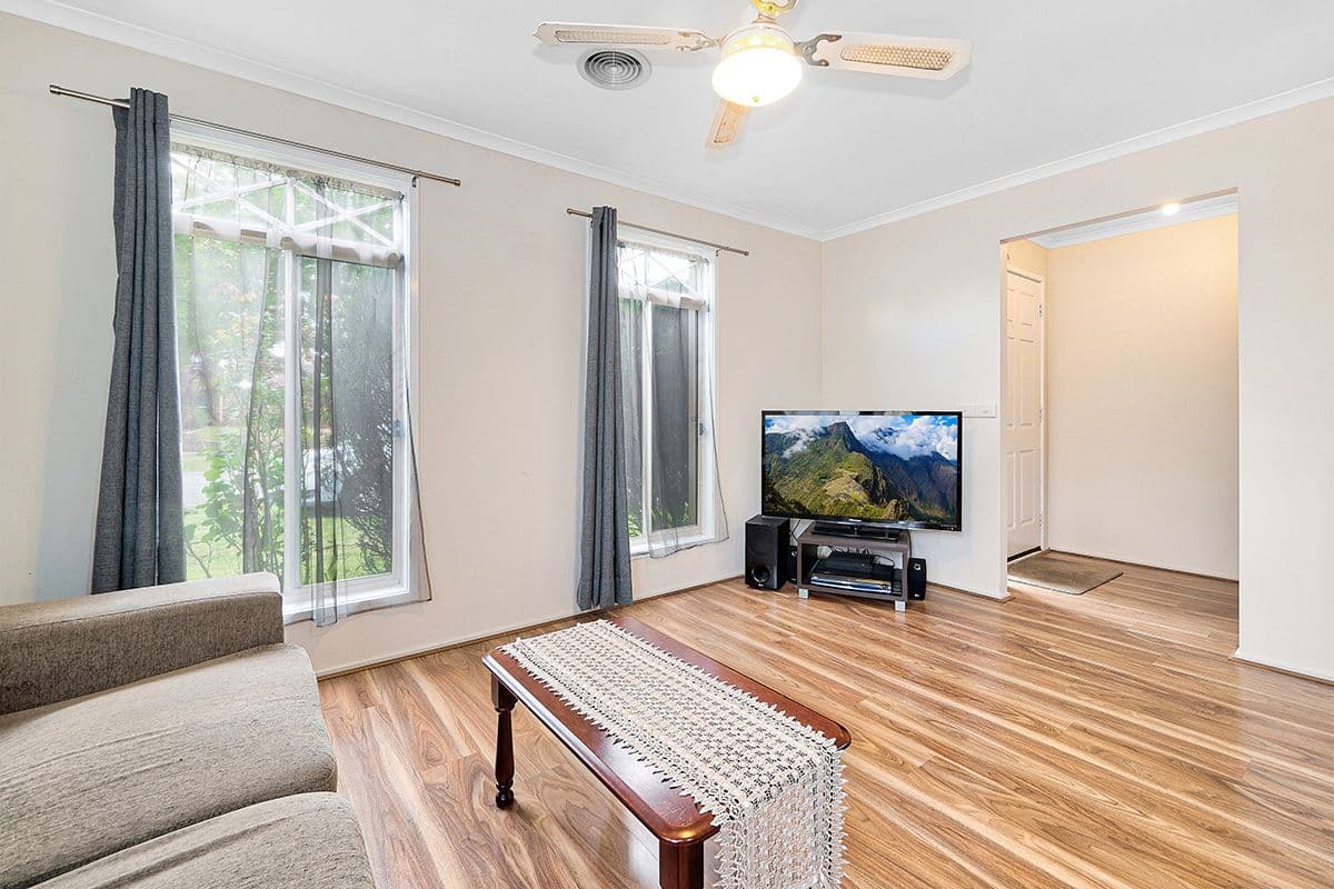 34 Bellbrae Crescent, Cranbourne West VIC 3977, Cranbourne West - Thumbnail 4