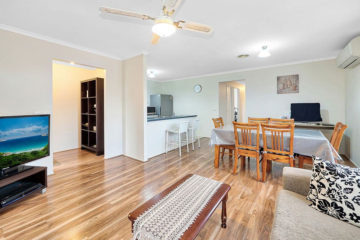 34 Bellbrae Crescent, Cranbourne West VIC 3977, Cranbourne West - Thumbnail 5