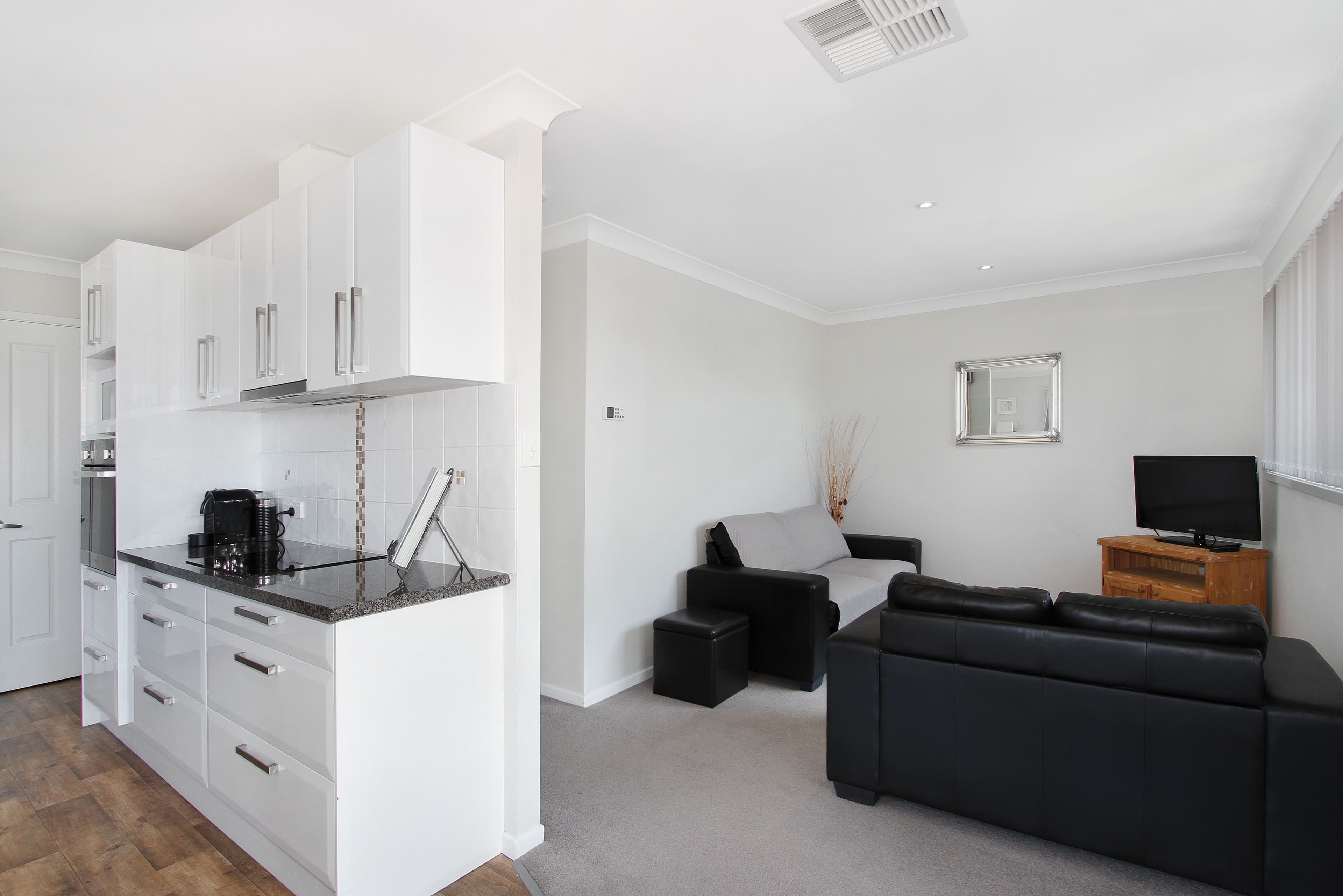 12 Kyooma Street, Tamworth NSW 2340, Tamworth - Thumbnail 4