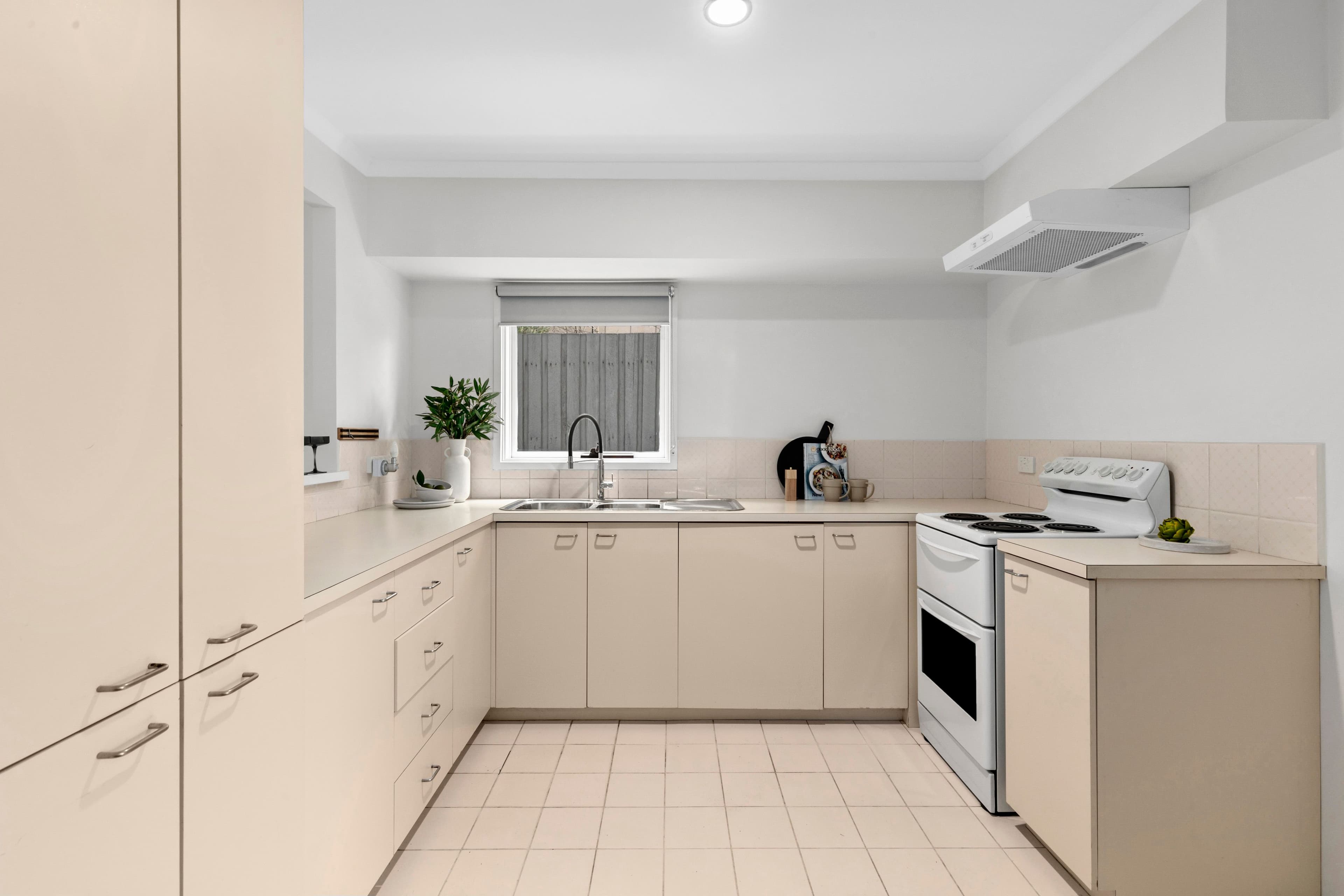 14 Youlden Street, Kensington VIC 3031, Kensington - Thumbnail 3