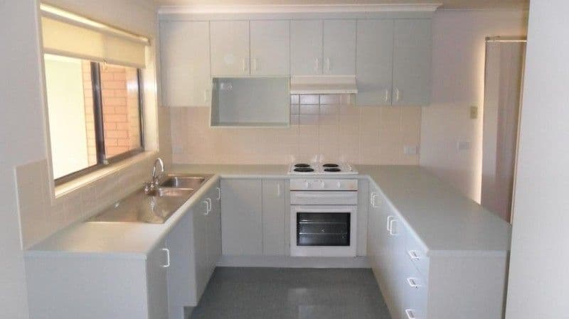 18 Coughlin Court, SEYMOUR VIC 3660, Seymour - Thumbnail 4