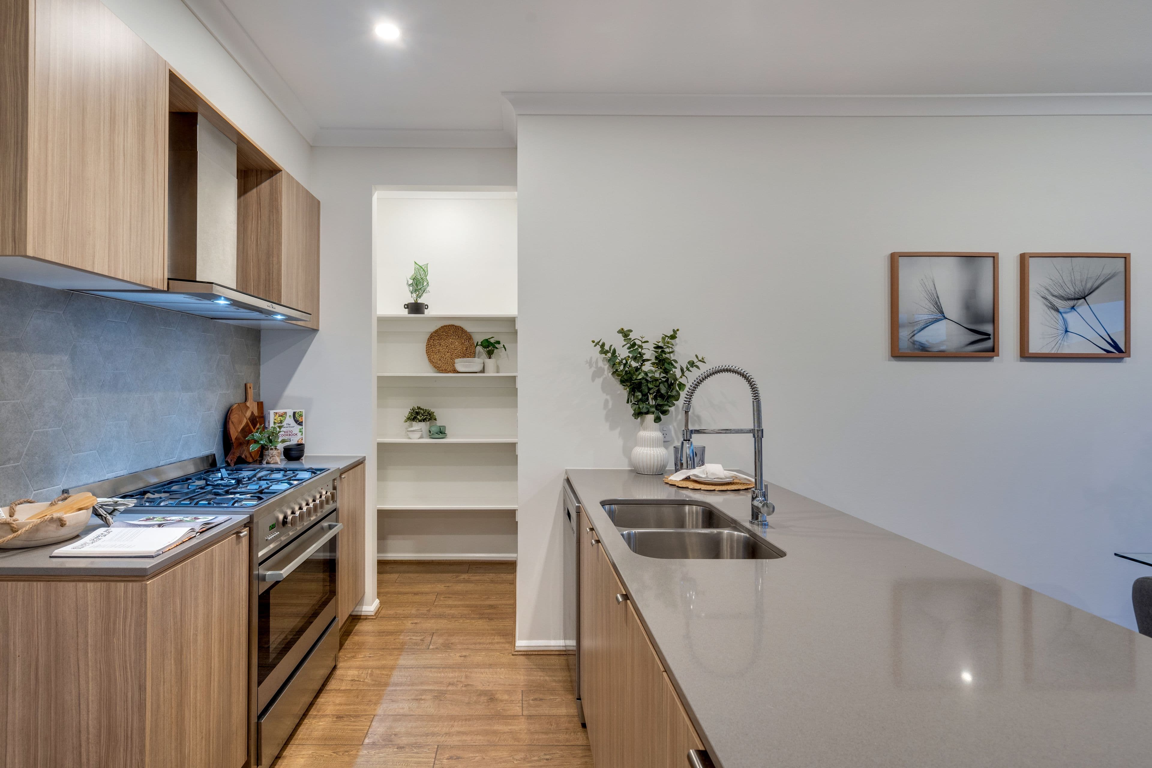 140 Fairways Boulevard, Craigieburn VIC 3064, Craigieburn - Thumbnail 7