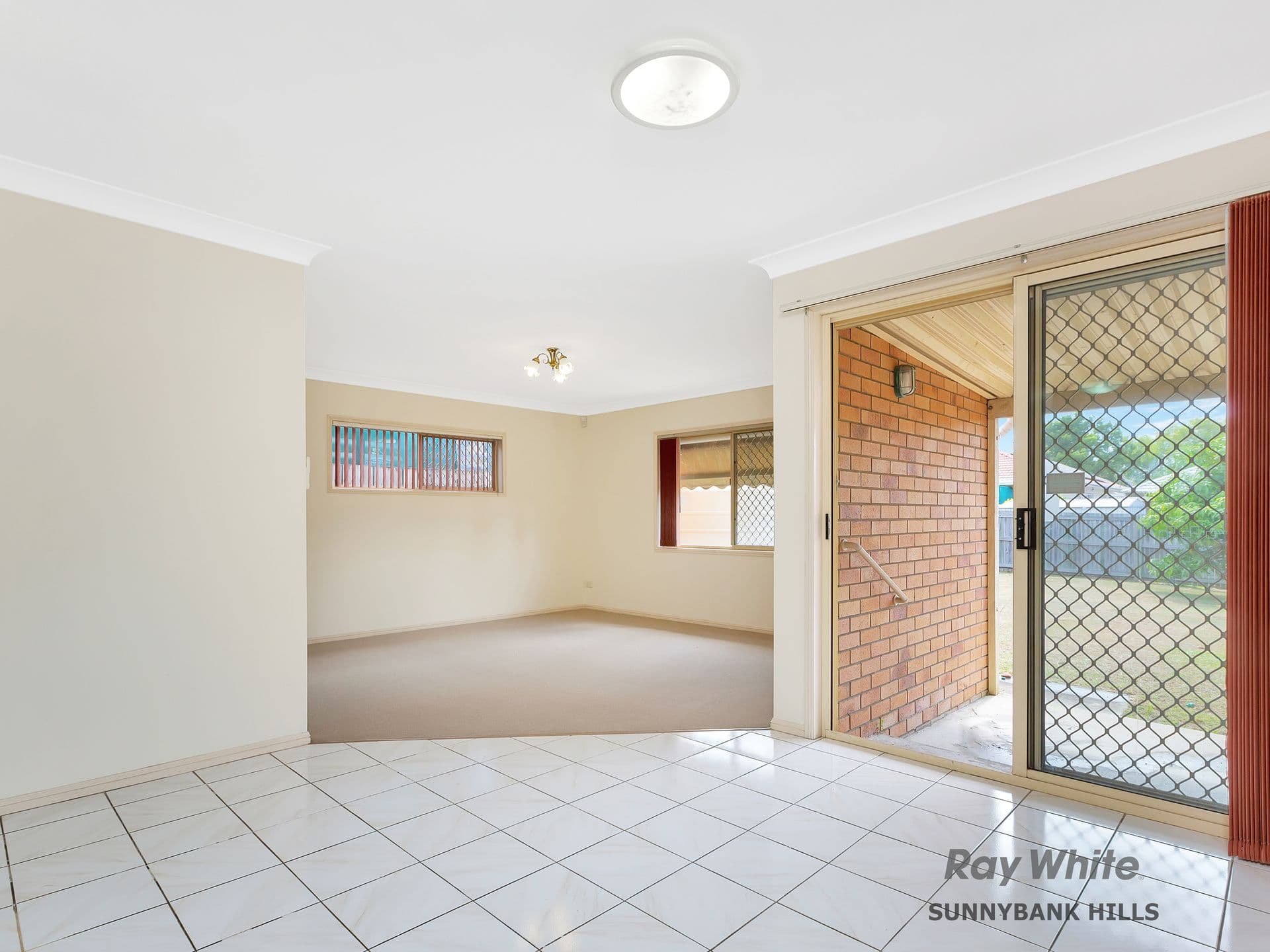 117 Ryhill Road, Sunnybank Hills QLD 4109, Sunnybank Hills - Thumbnail 3