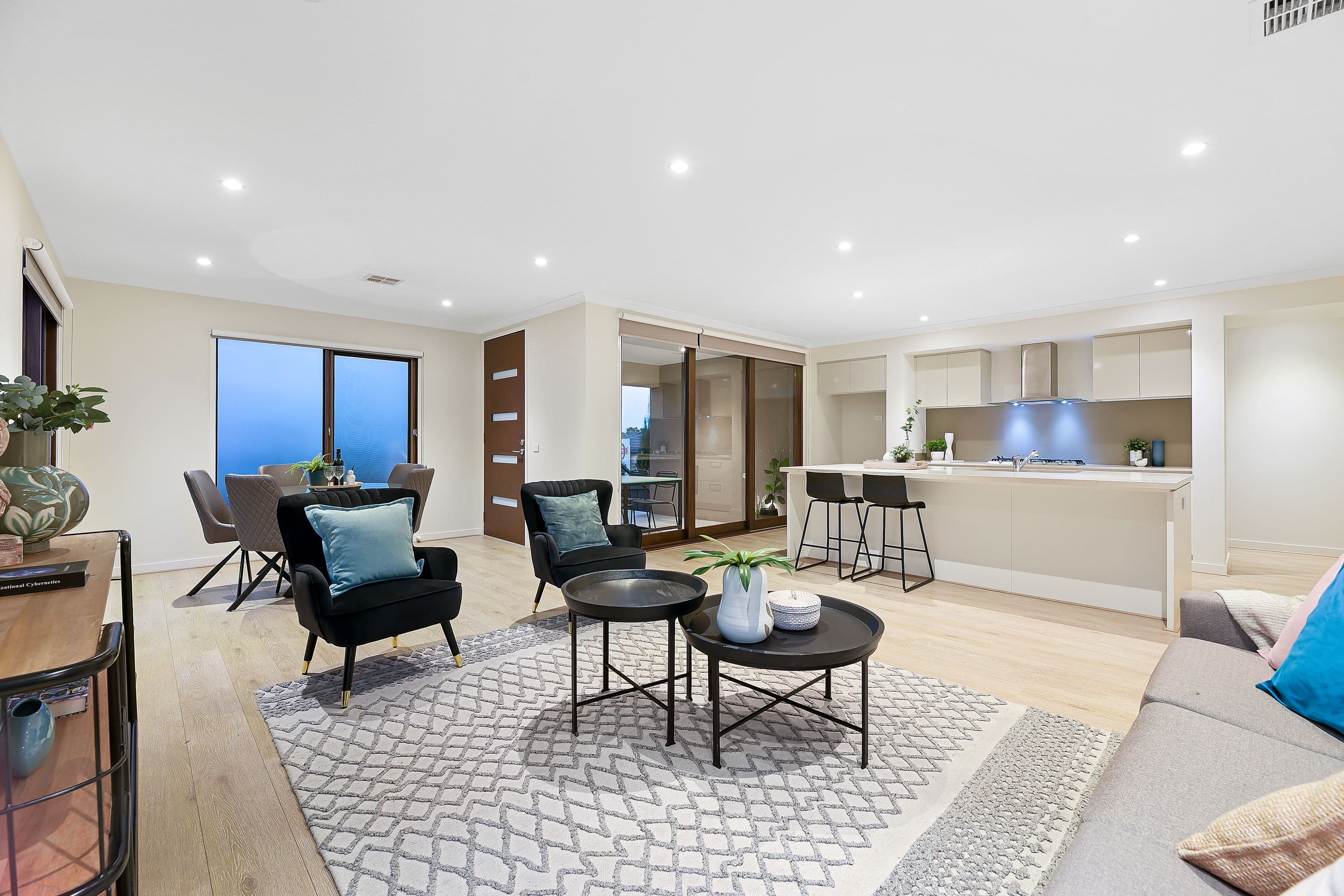 19 Royal Oak Court, Mulgrave VIC 3170, Mulgrave - Thumbnail 2