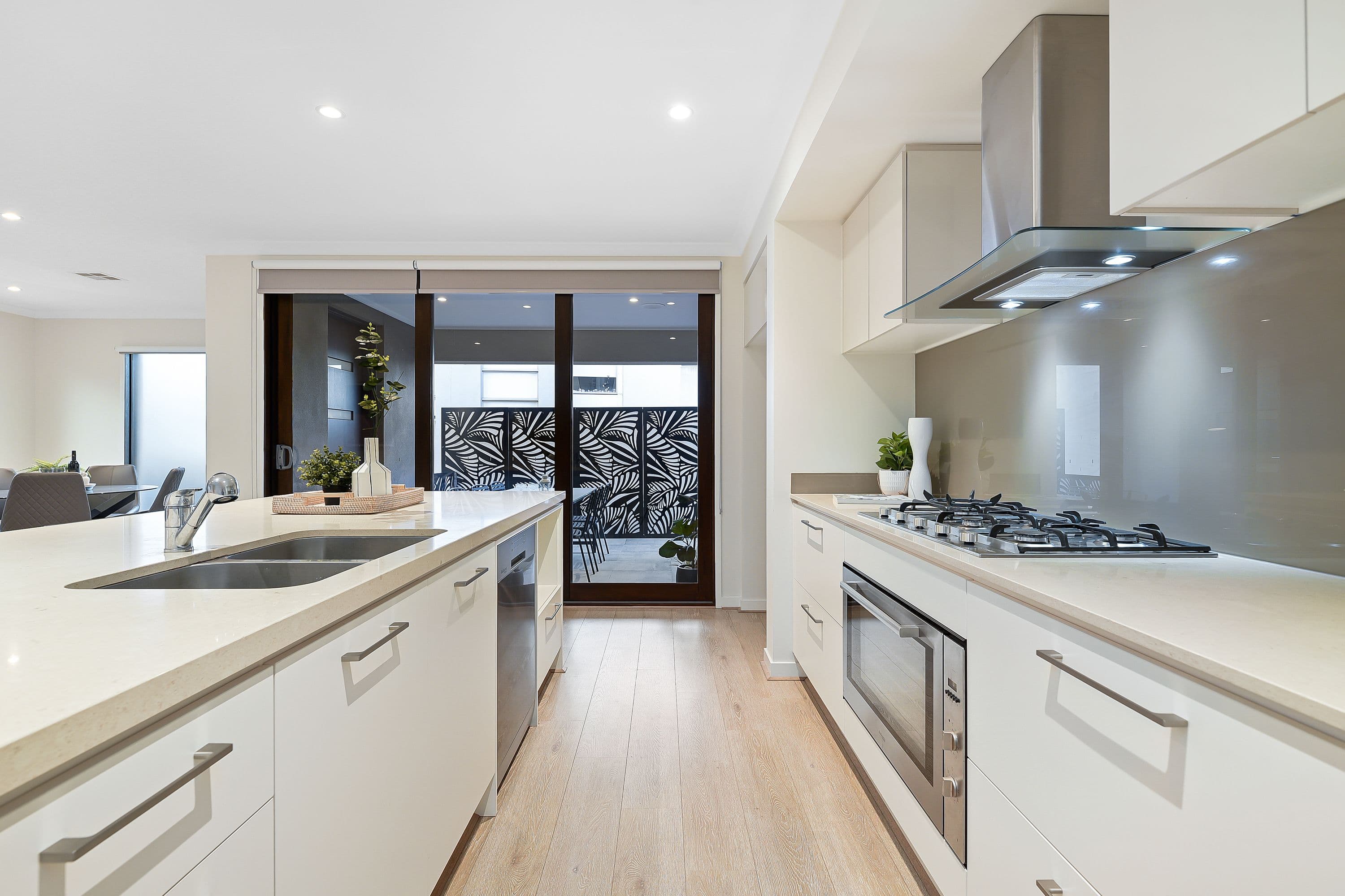 19 Royal Oak Court, Mulgrave VIC 3170, Mulgrave - Thumbnail 5