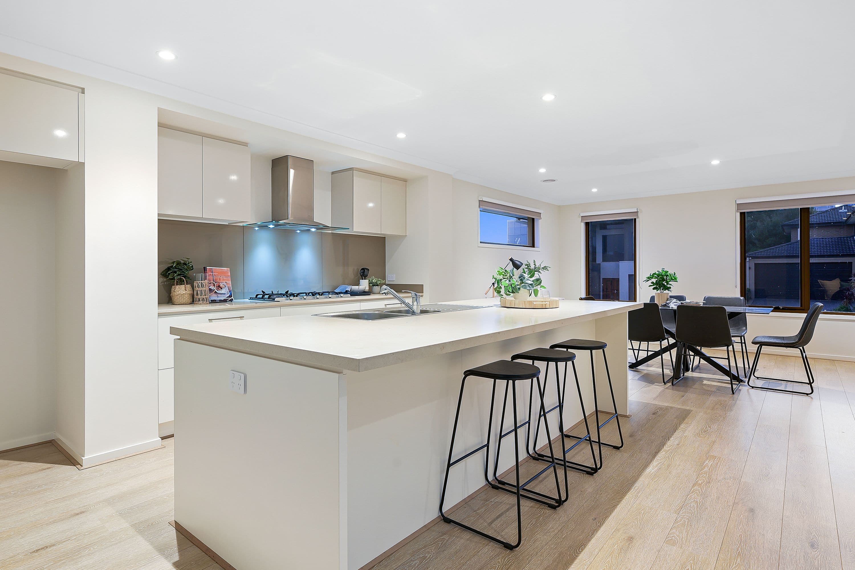 19 Royal Oak Court, Mulgrave VIC 3170, Mulgrave - Thumbnail 6