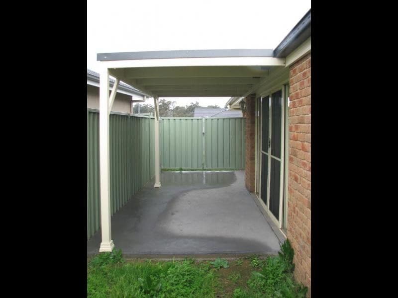 2 Garland Place, Young - Thumbnail 4