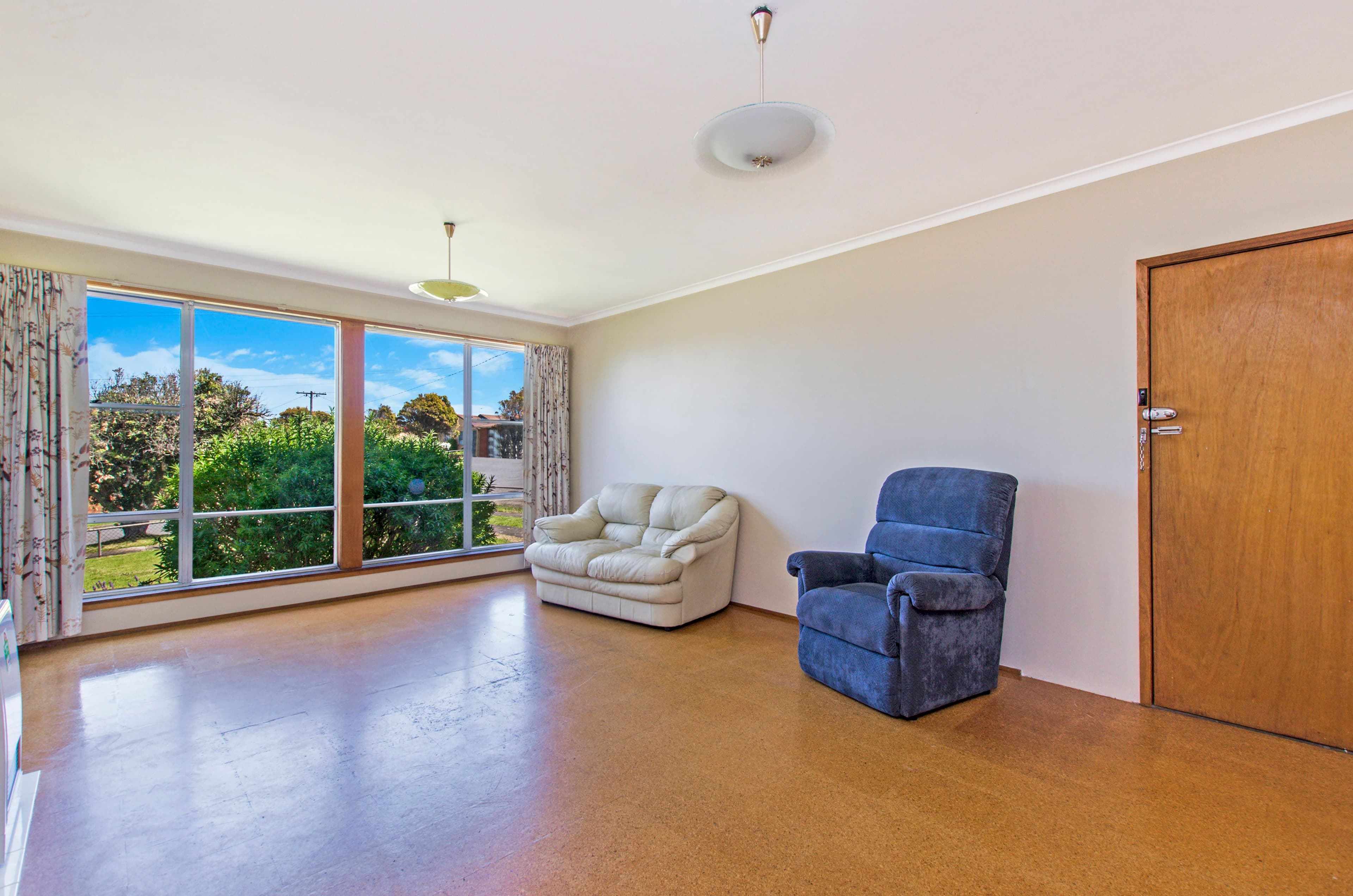 10 Rutledge Street, Warrnambool VIC 3280, Warrnambool - Thumbnail 2