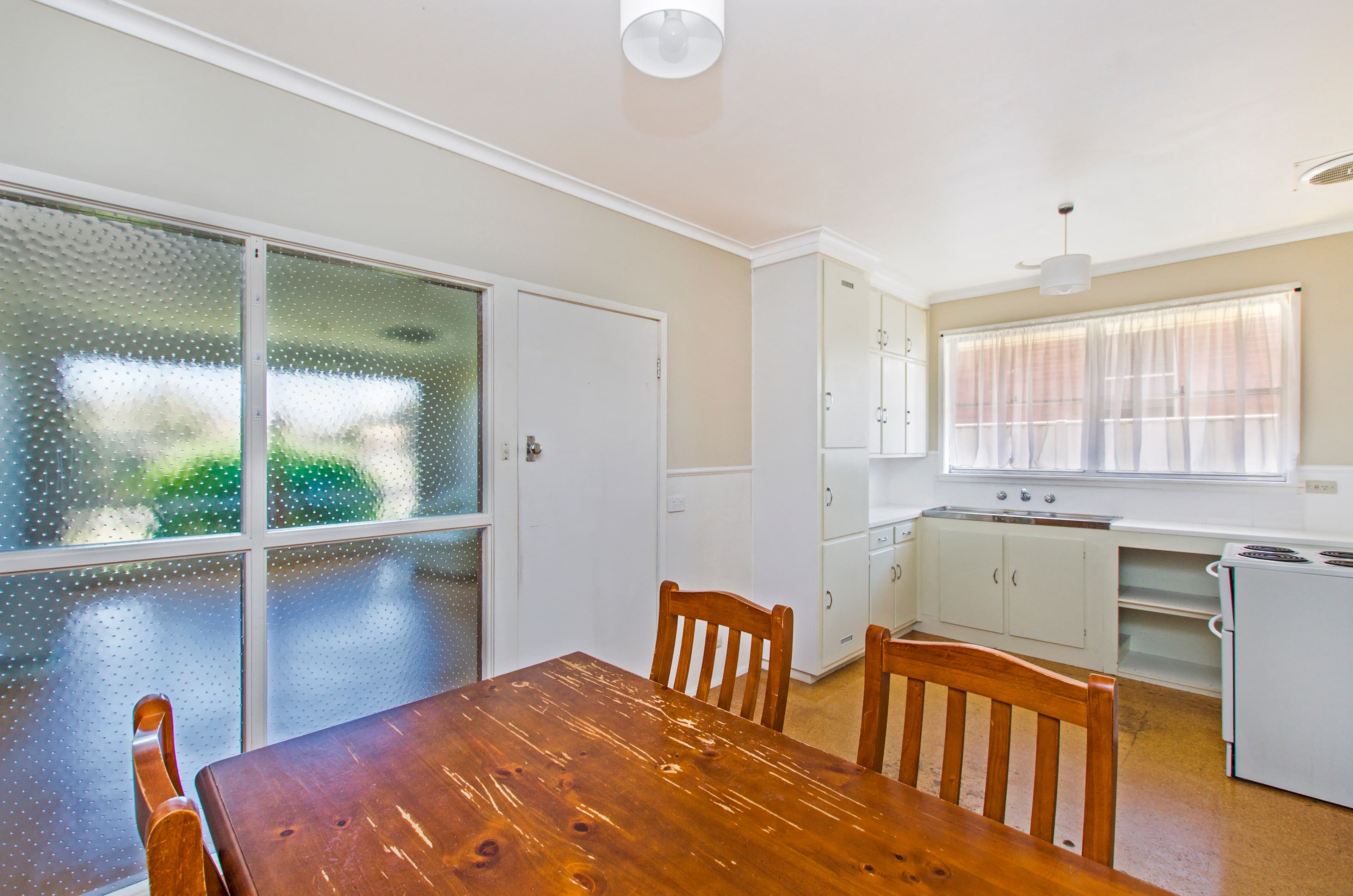 10 Rutledge Street, Warrnambool VIC 3280, Warrnambool - Thumbnail 4