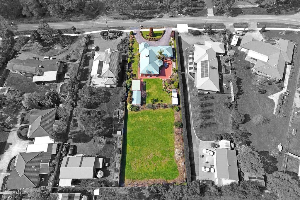 15 SEBIRE Avenue, Wandin North VIC 3139, Wandin North - Thumbnail 4