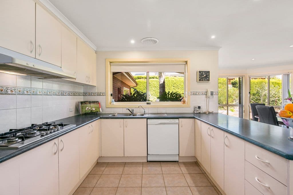 15 SEBIRE Avenue, Wandin North VIC 3139, Wandin North - Thumbnail 6