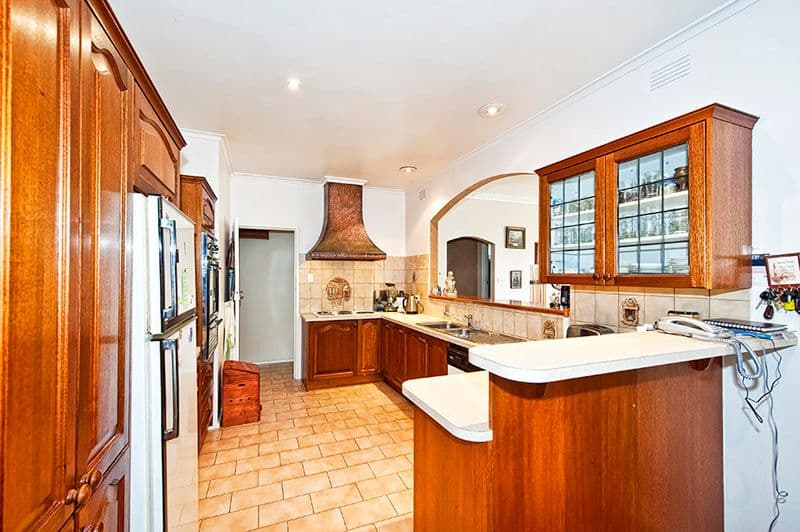 38 Ruthven Street, MACLEOD VIC 3085, Macleod - Thumbnail 4