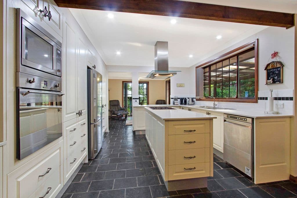2815 Bells Line Of Road, Bilpin - Thumbnail 4