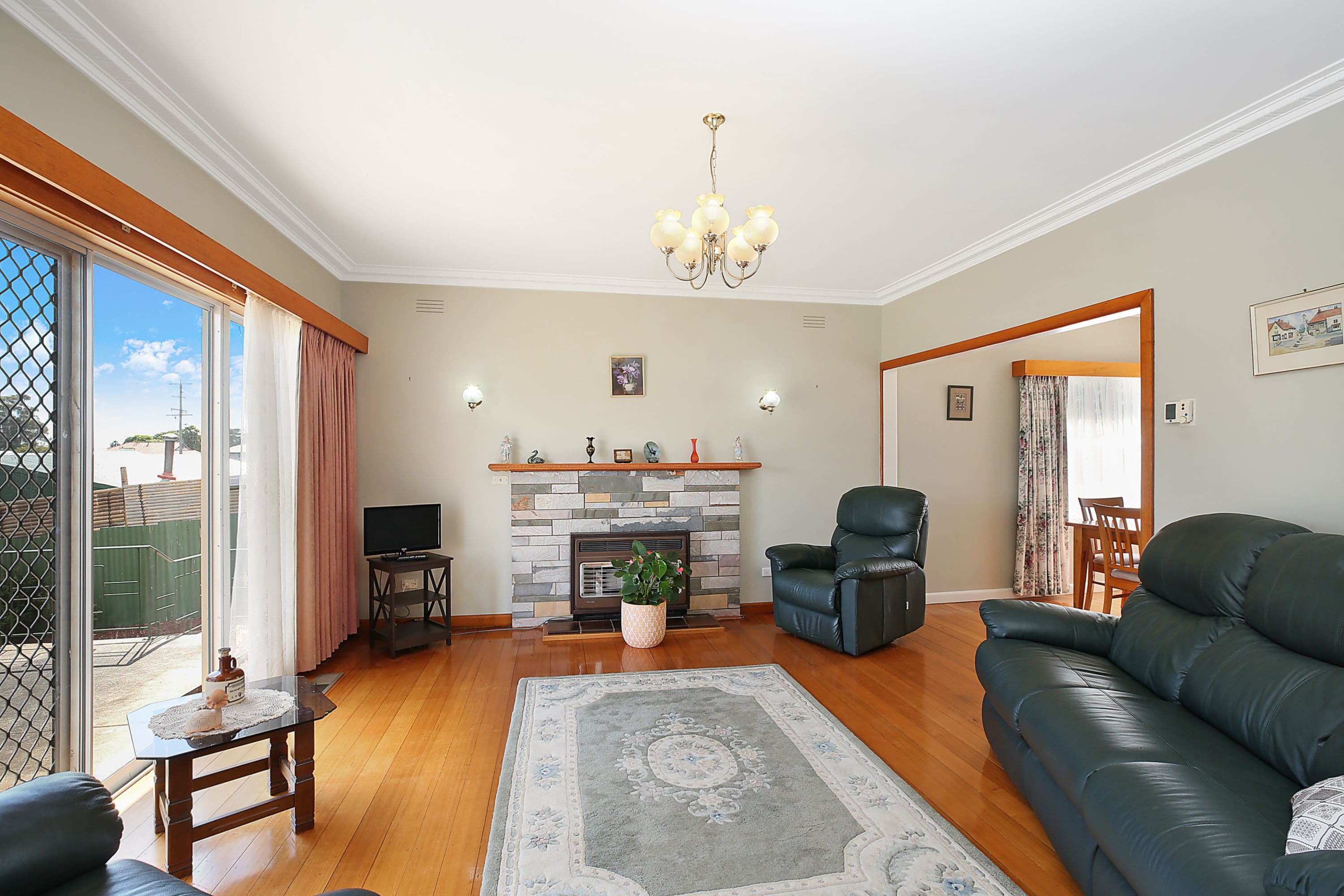 45 Silvester Street, Cobden VIC 3266, Cobden - Thumbnail 3