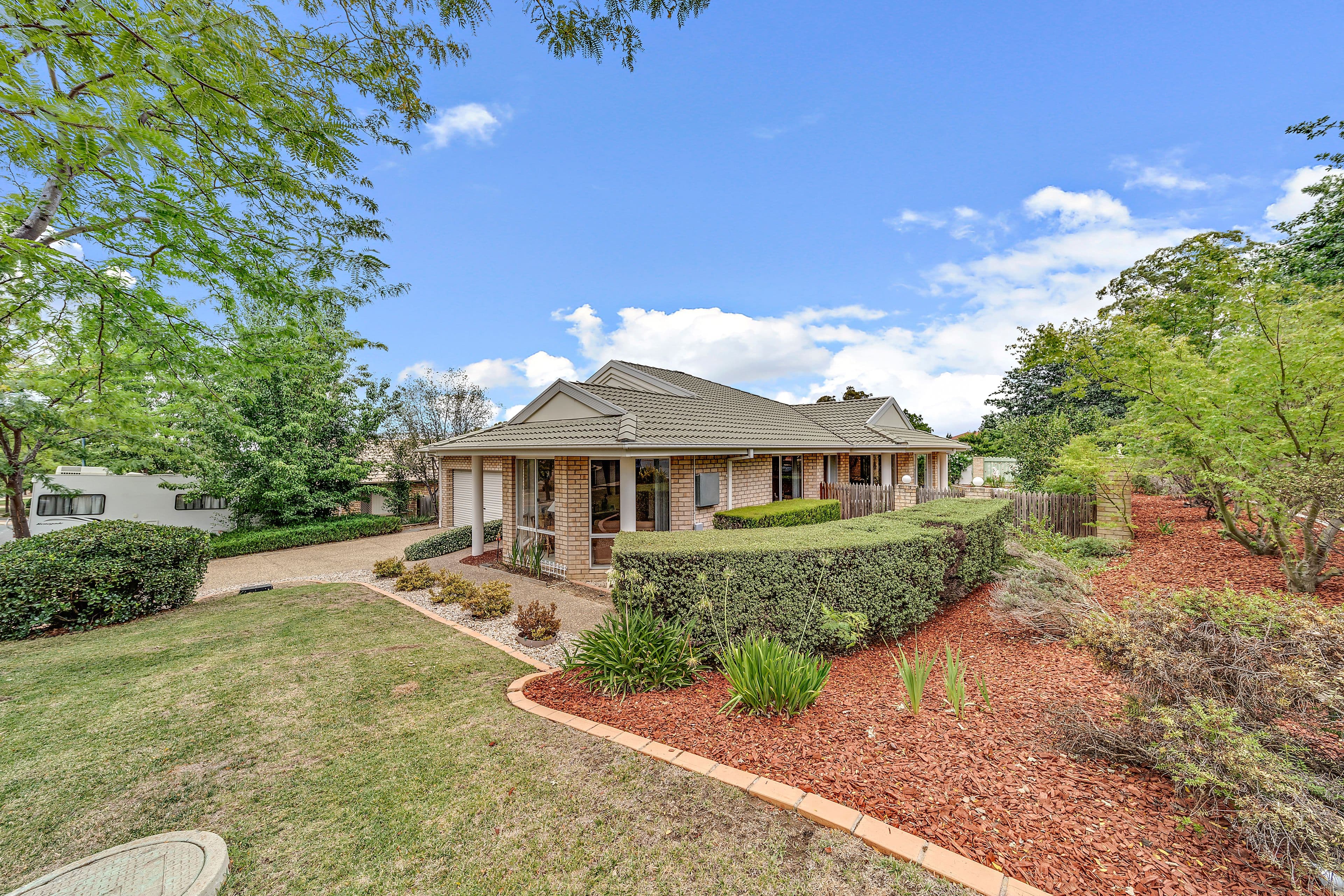 2 Cooloola Street, Amaroo ACT 2914, Amaroo - Thumbnail 2