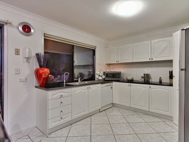 12 Greendale Way, CARINDALE QLD 4152, Carindale - Thumbnail 3