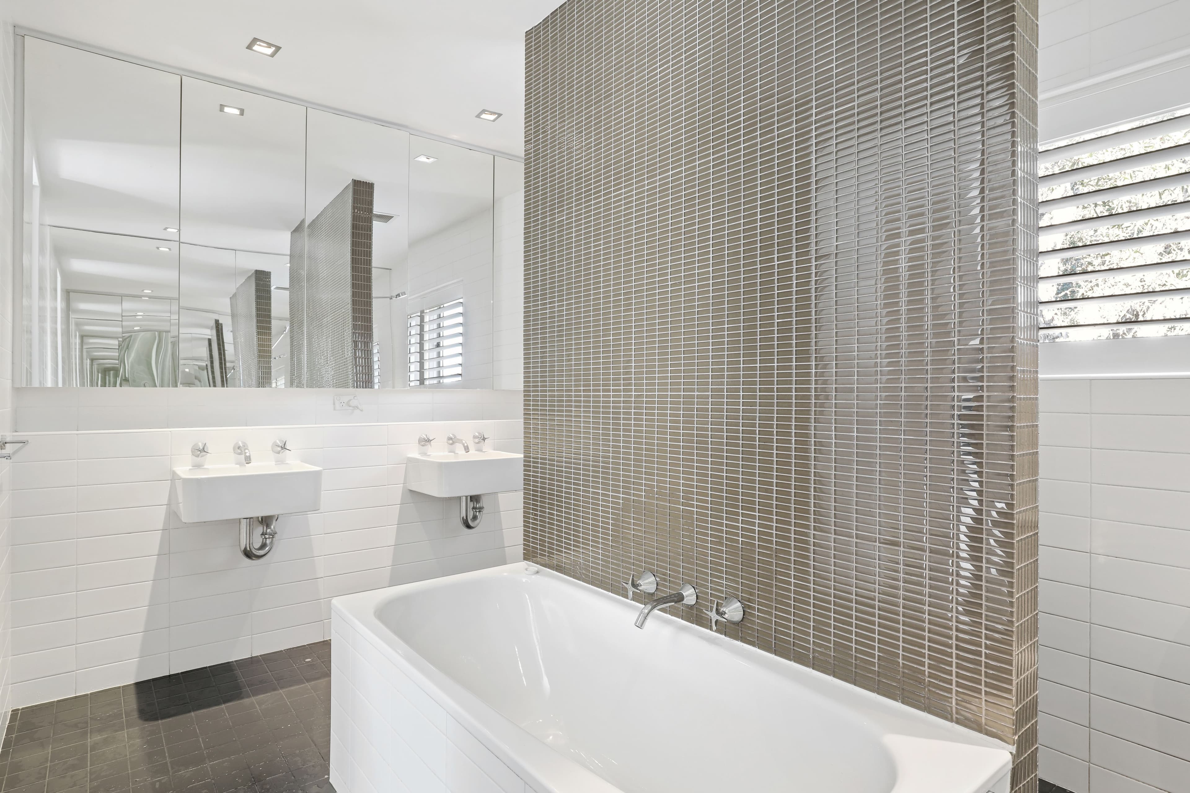 24 Beaconsfield Street, Alexandria - Thumbnail 8