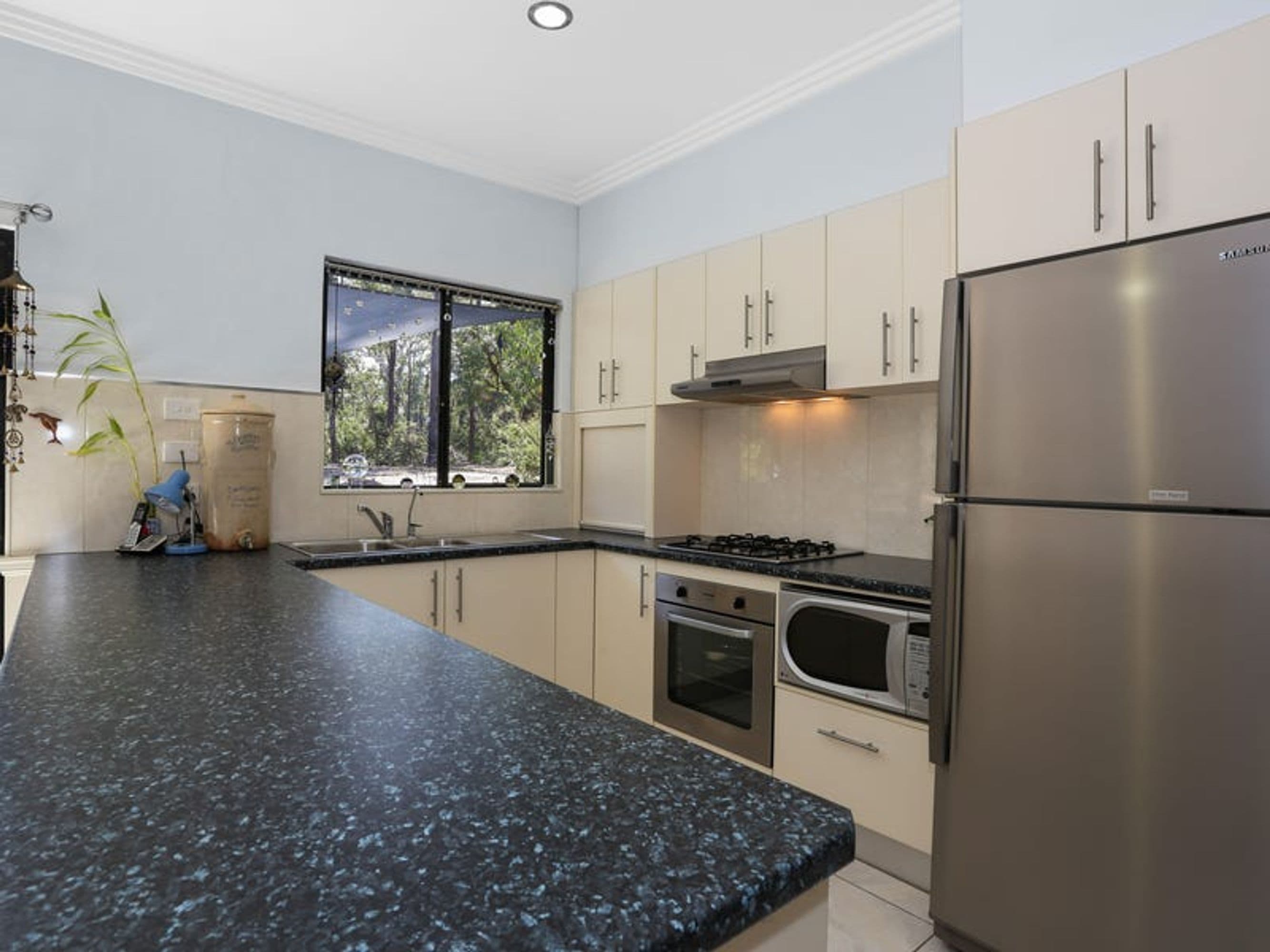 102 Whipbird Drive, Ashby Heights - Thumbnail 6