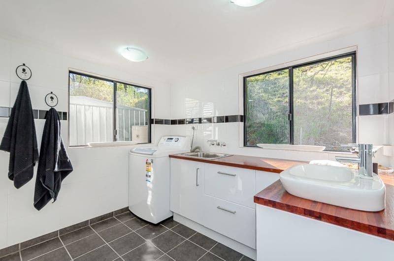 390 Spring Valley Road, West Stowe QLD 4680, West Stowe - Thumbnail 8