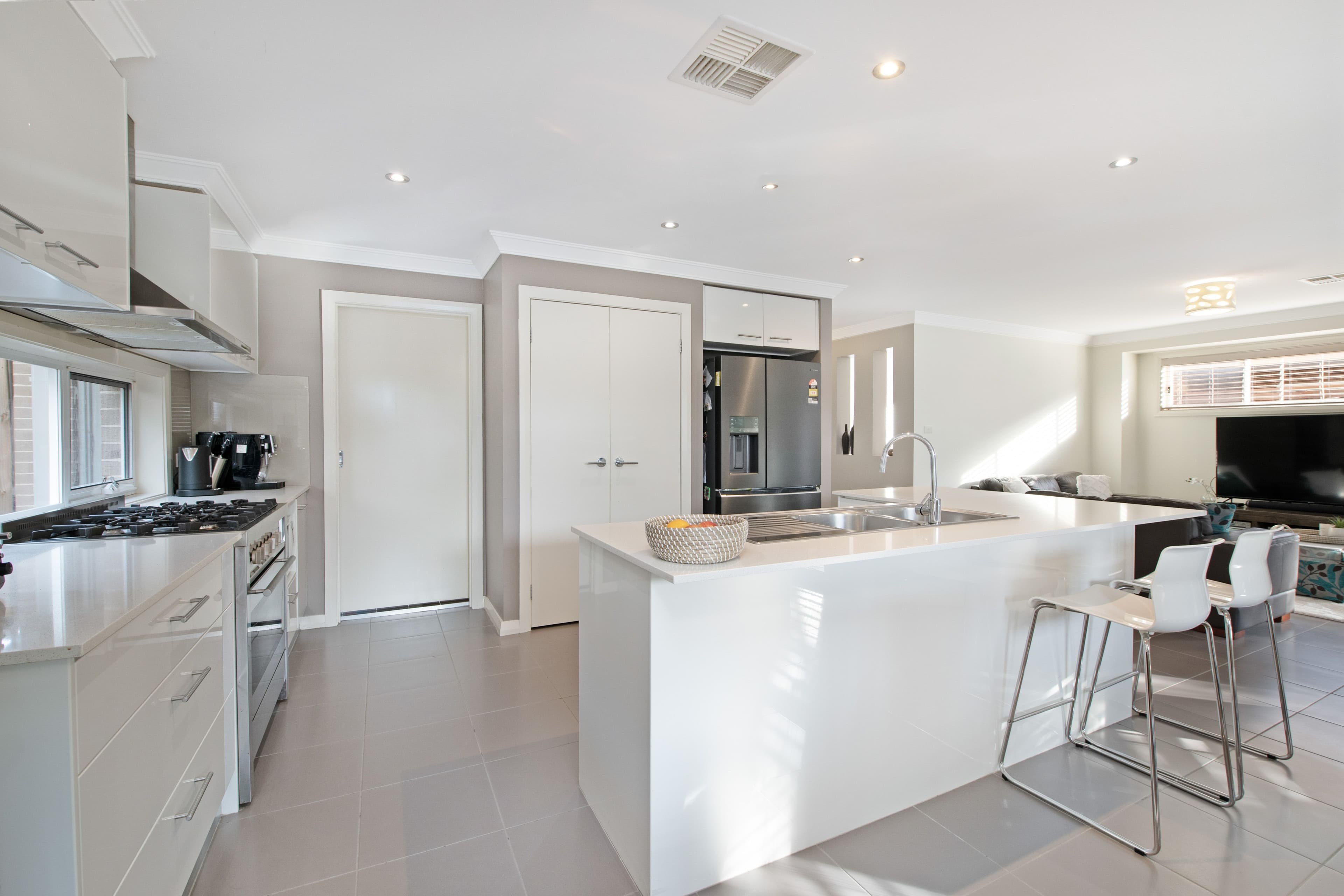 15 Stonehaven Avenue, The Ponds NSW 2769, The Ponds - Thumbnail 4