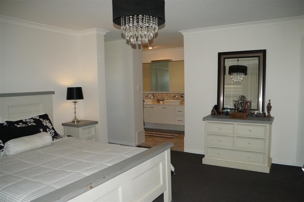 15 Waldorf Place, Dubbo - Thumbnail 8