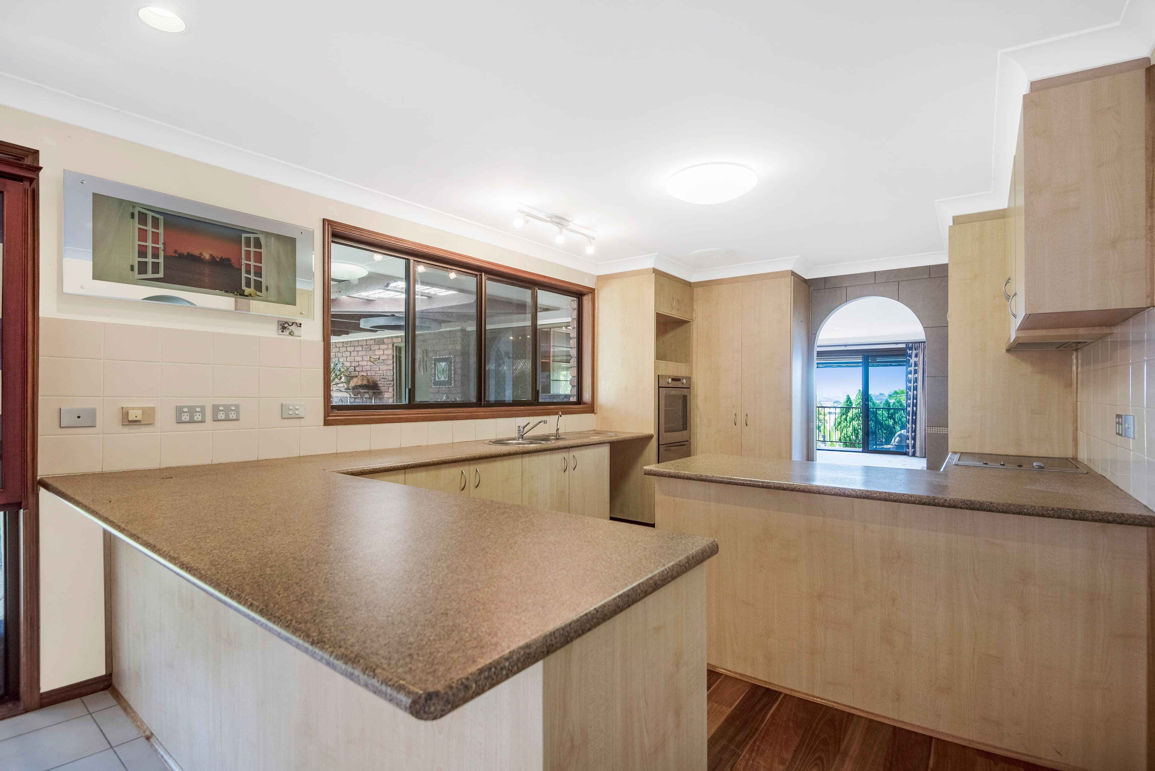 10 Widgee Avenue, Banora Point - Thumbnail 6