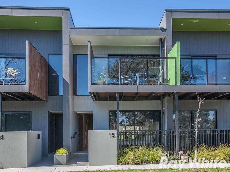 15 Albany Road, Mill Park VIC 3082, Mill Park - Thumbnail 2