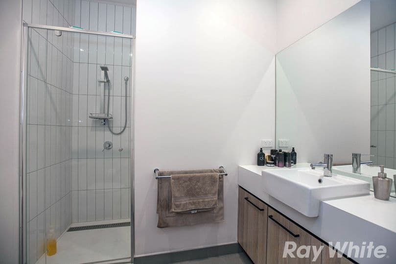 15 Albany Road, Mill Park VIC 3082, Mill Park - Thumbnail 6