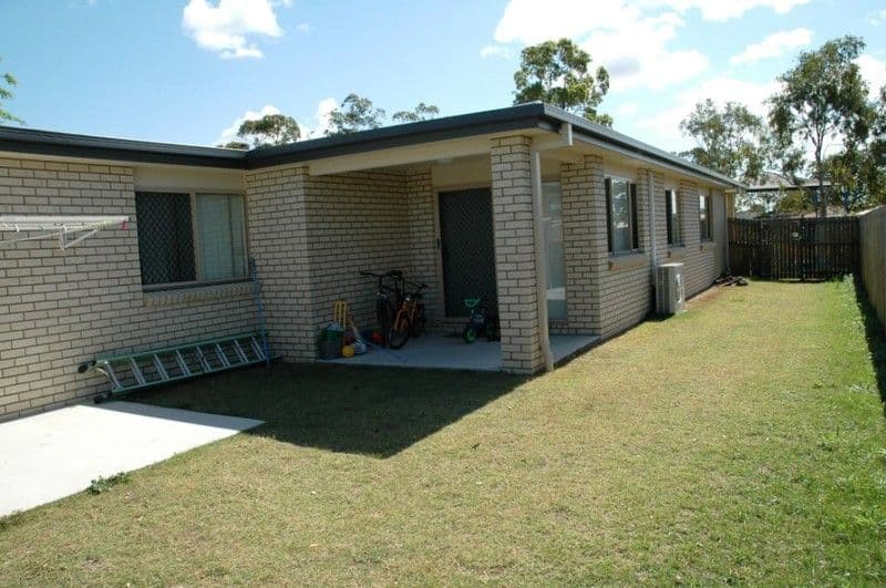 28 Masterton Street, KIPPA-RING QLD 4021, Kippa-Ring - Thumbnail 2