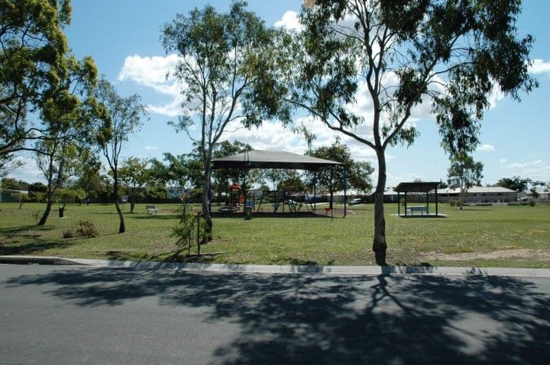 28 Masterton Street, KIPPA-RING QLD 4021, Kippa-Ring - Thumbnail 3