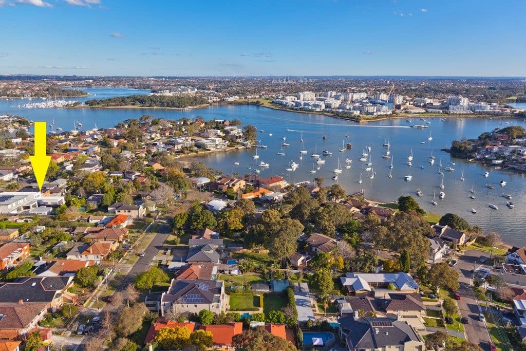 101 Tennyson Road, Tennyson Point - Thumbnail 2