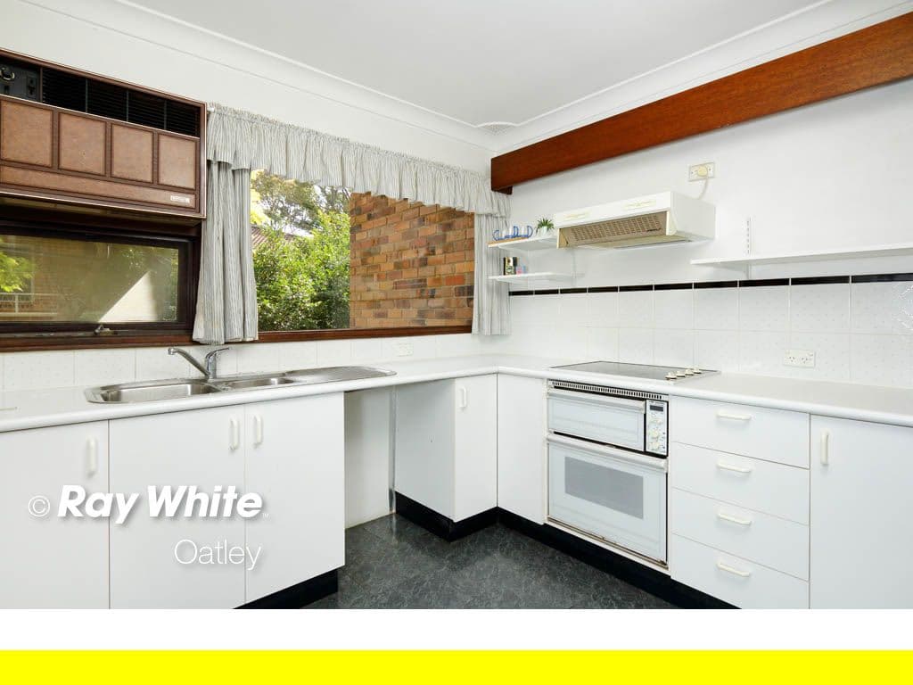 38 Wonoona Parade, Oatley NSW 2223, Oatley - Thumbnail 3