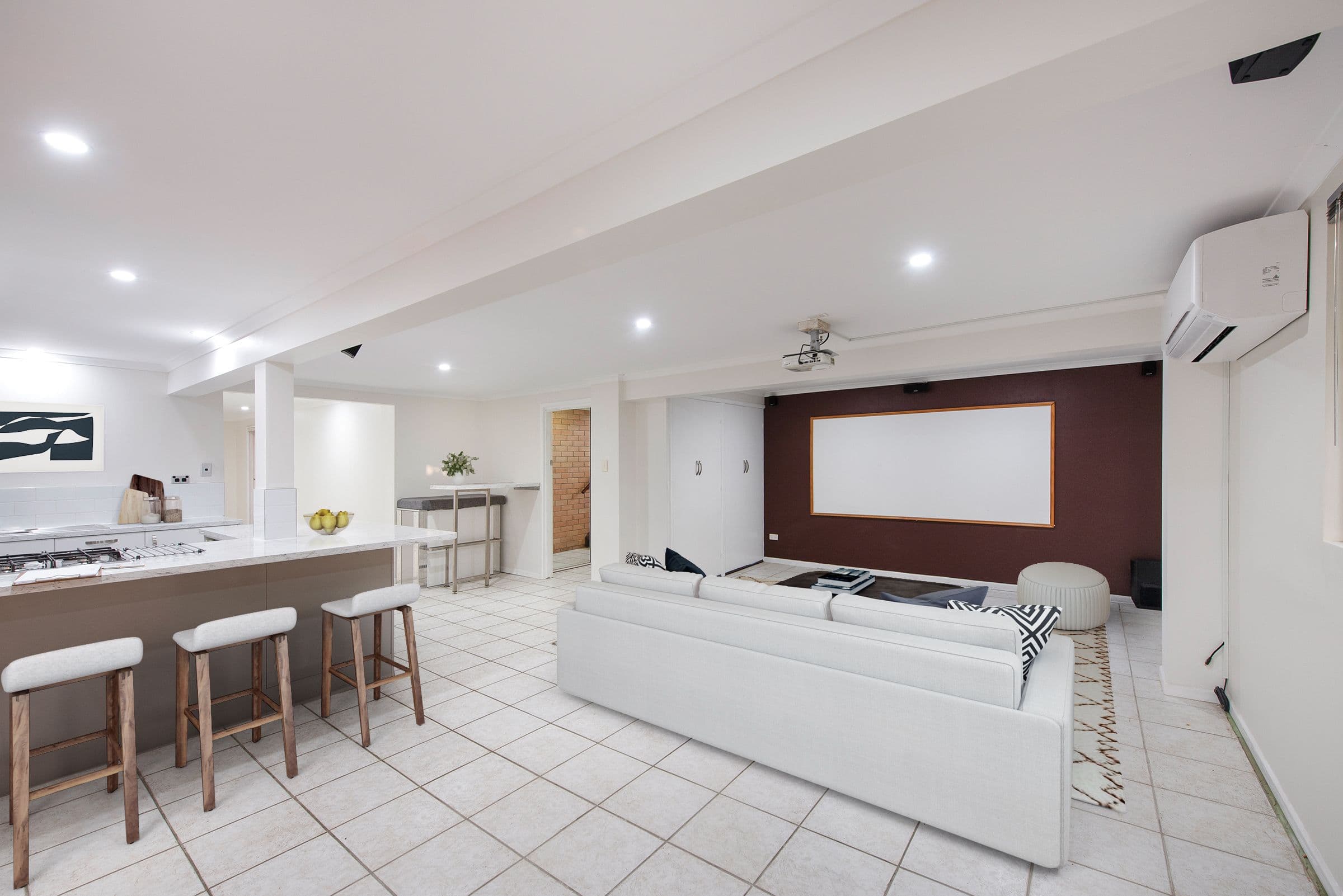 10 Lorinya Street, Mansfield QLD 4122, Mansfield - Thumbnail 6