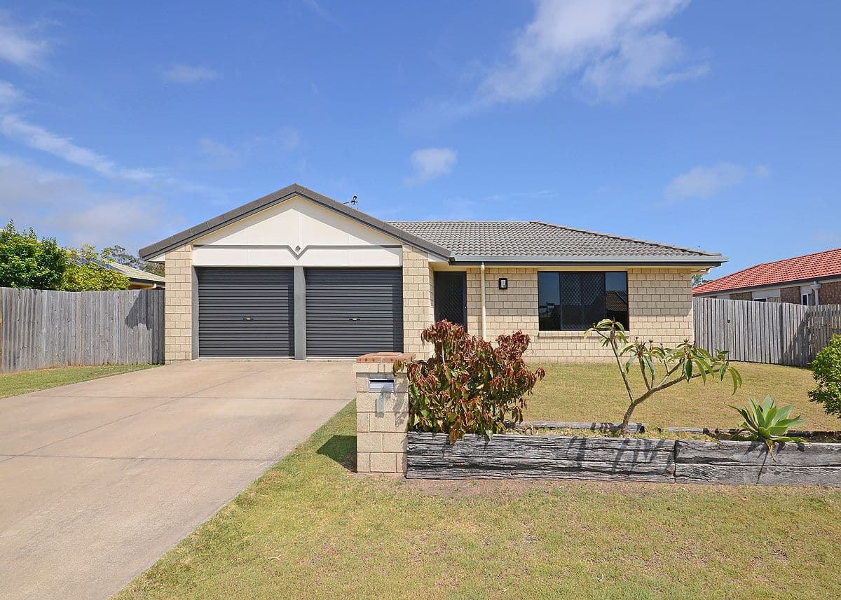 8 Zircon Street, Urangan QLD 4655, Urangan - Thumbnail 2