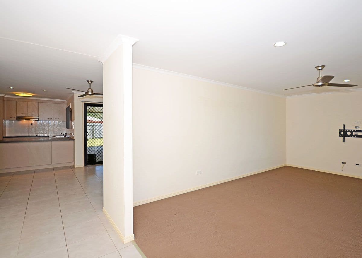 8 Zircon Street, Urangan QLD 4655, Urangan - Thumbnail 5