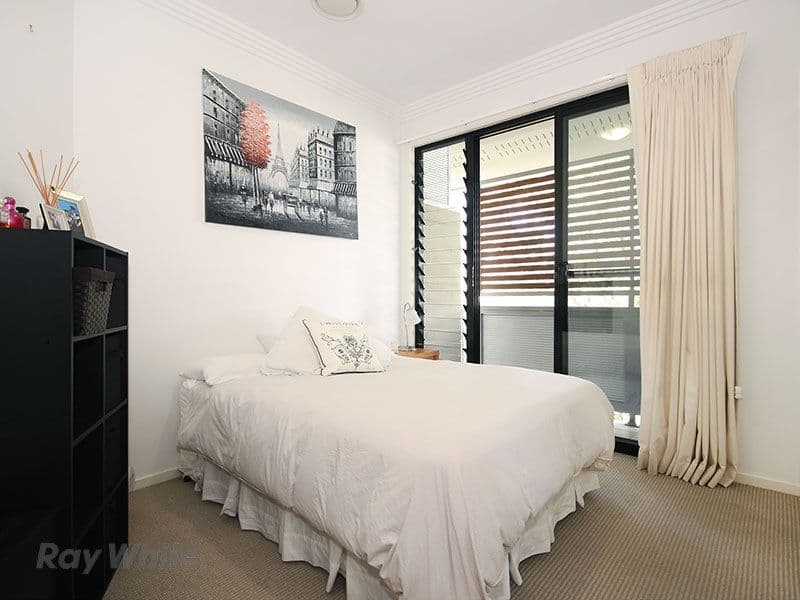 26 Lambert, INDOOROOPILLY QLD 4068, Indooroopilly - Thumbnail 5