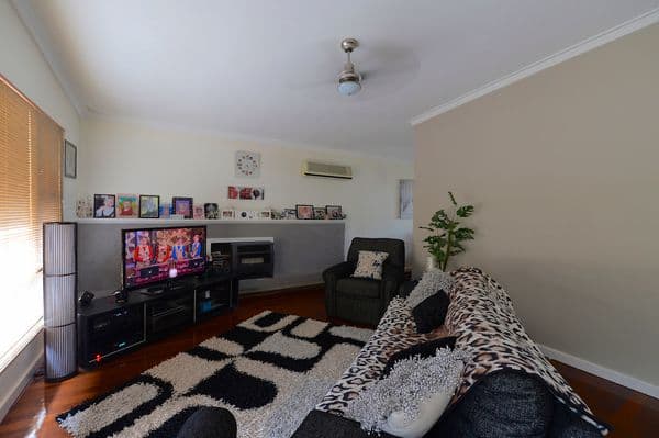 32 CENTAURUS Street, Rockingham WA 6168, Rockingham - Thumbnail 3