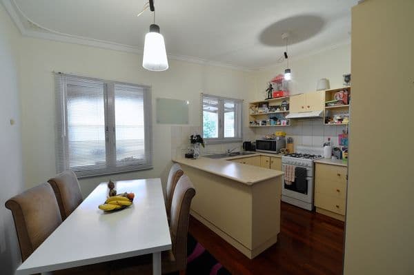 32 CENTAURUS Street, Rockingham WA 6168, Rockingham - Thumbnail 4