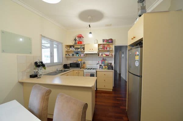 32 CENTAURUS Street, Rockingham WA 6168, Rockingham - Thumbnail 6