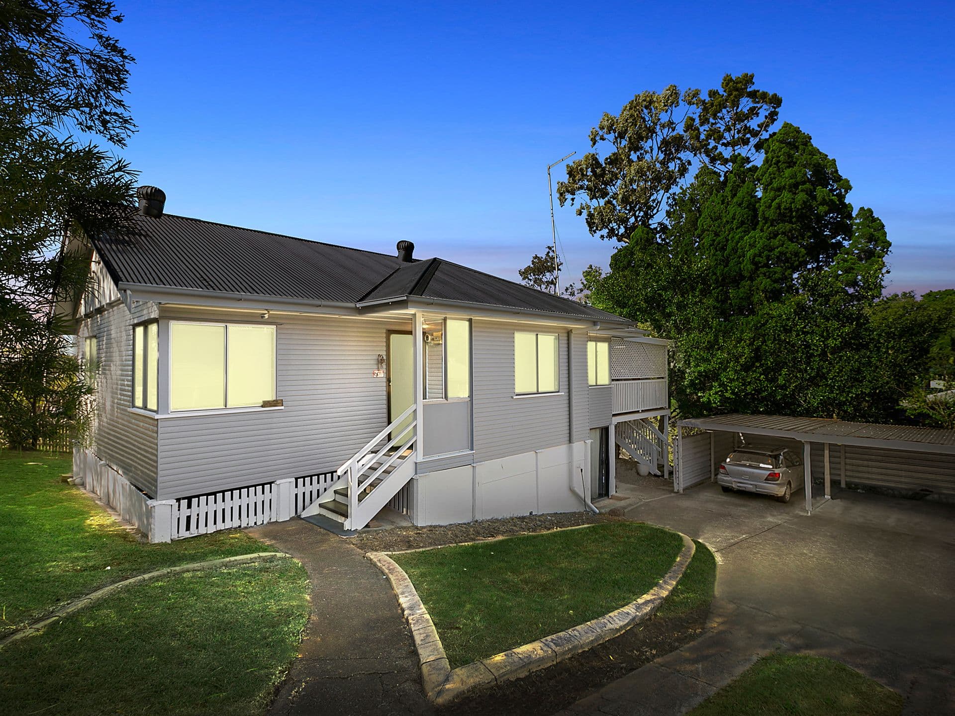 19 Diamond Street, Holland Park QLD 4121, Holland Park - Image 1