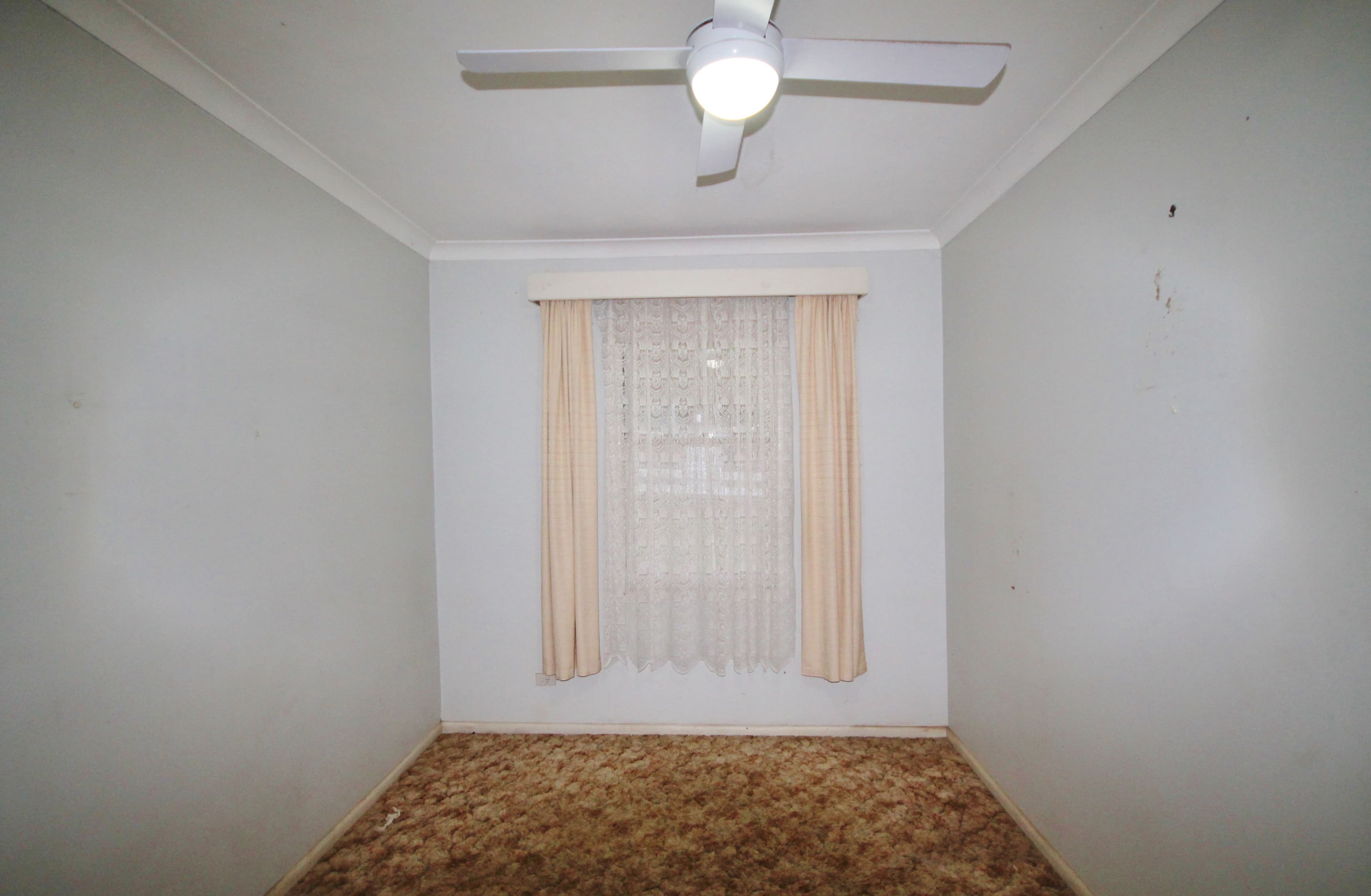 18 Campbell Street, Young - Thumbnail 7