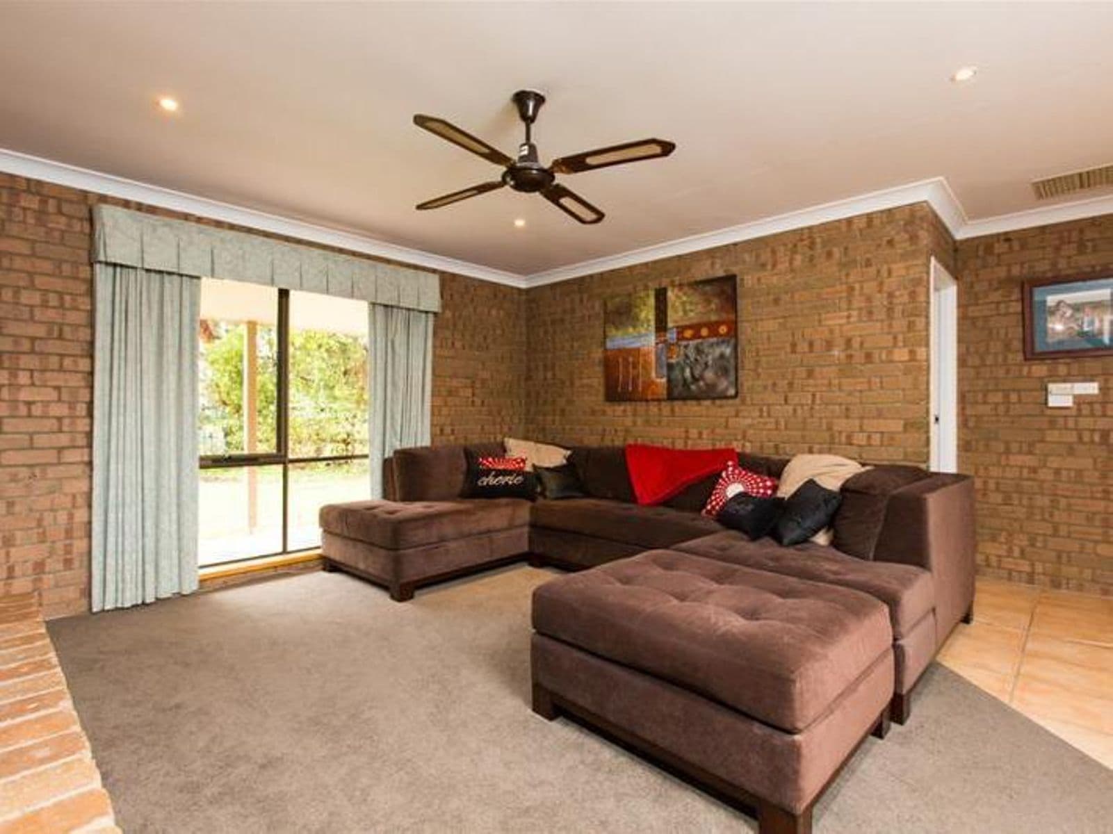 64 Regina Avenue, Cabarita - Thumbnail 3