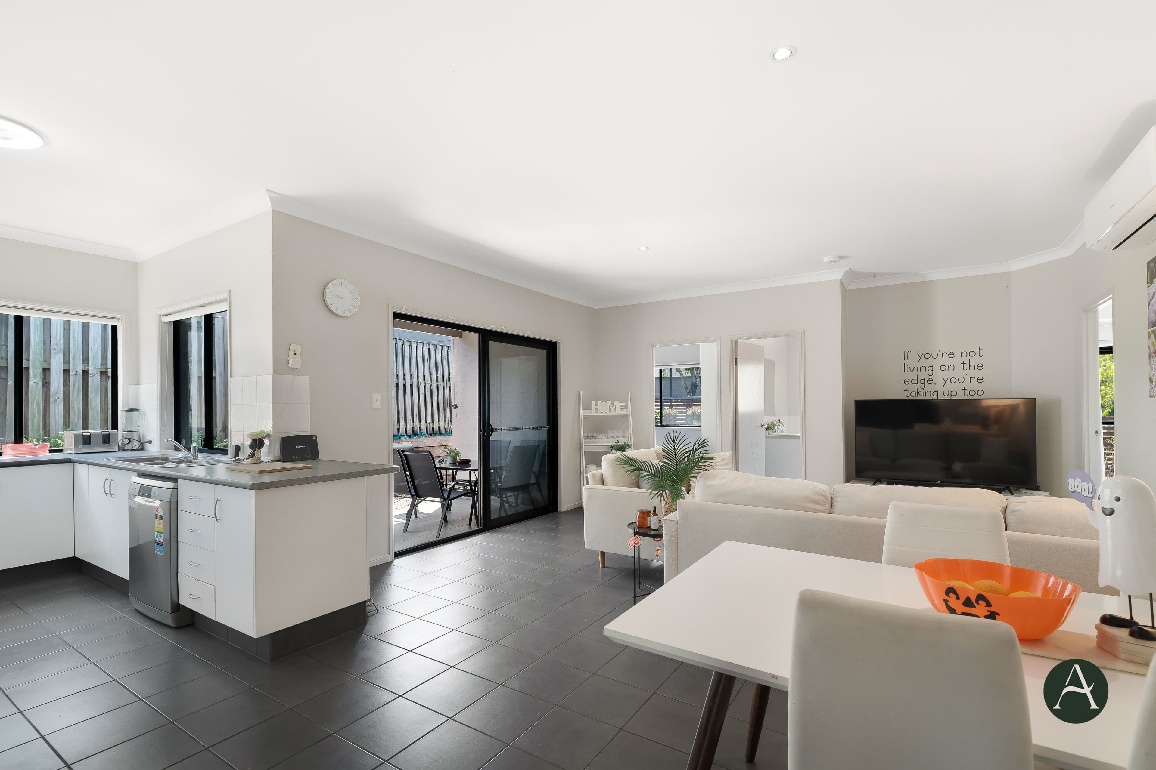 24 Starush Court, Upper Coomera QLD 4209, Upper Coomera - Thumbnail 6