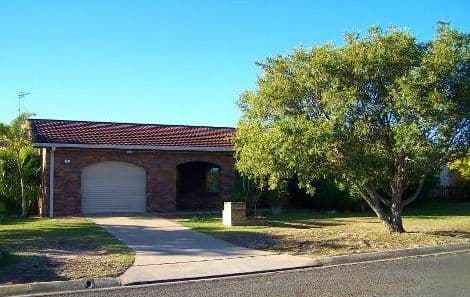 2 Michelle Drive, POINT VERNON QLD 4655, Point Vernon - Image 1