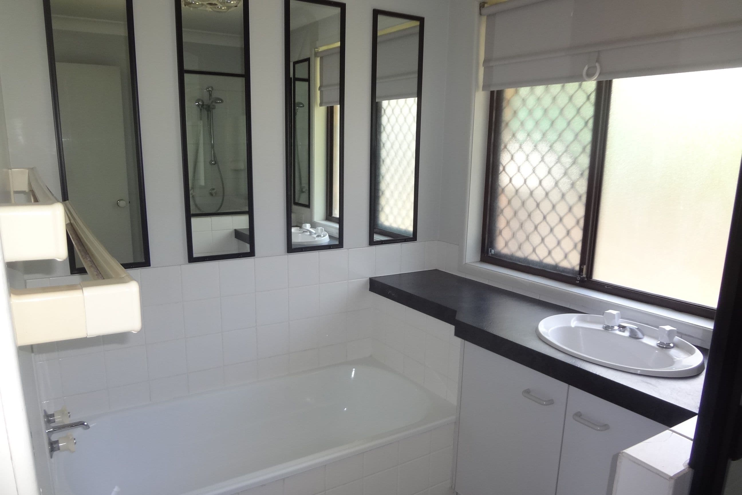 26 Dove Tree Crescent, Sinnamon Park QLD 4073, Sinnamon Park - Thumbnail 7